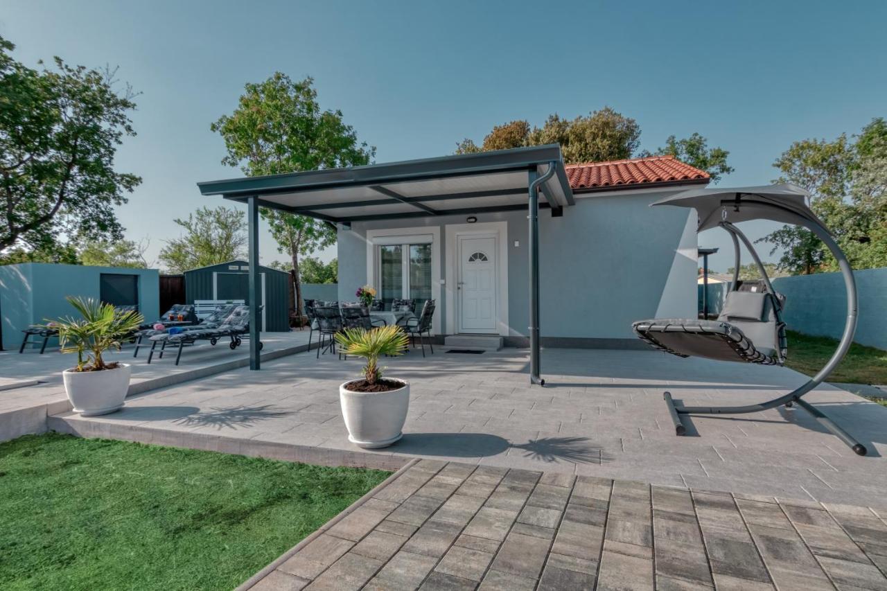 Holiday Home Amfora Vodnjan Exterior photo